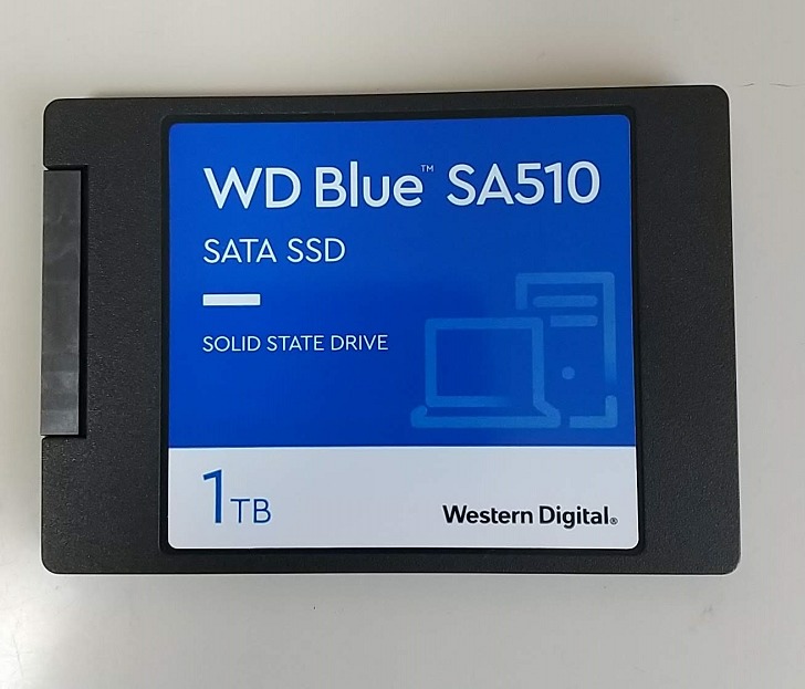古いノートパソコンのHDDをSSDに交換してみました！